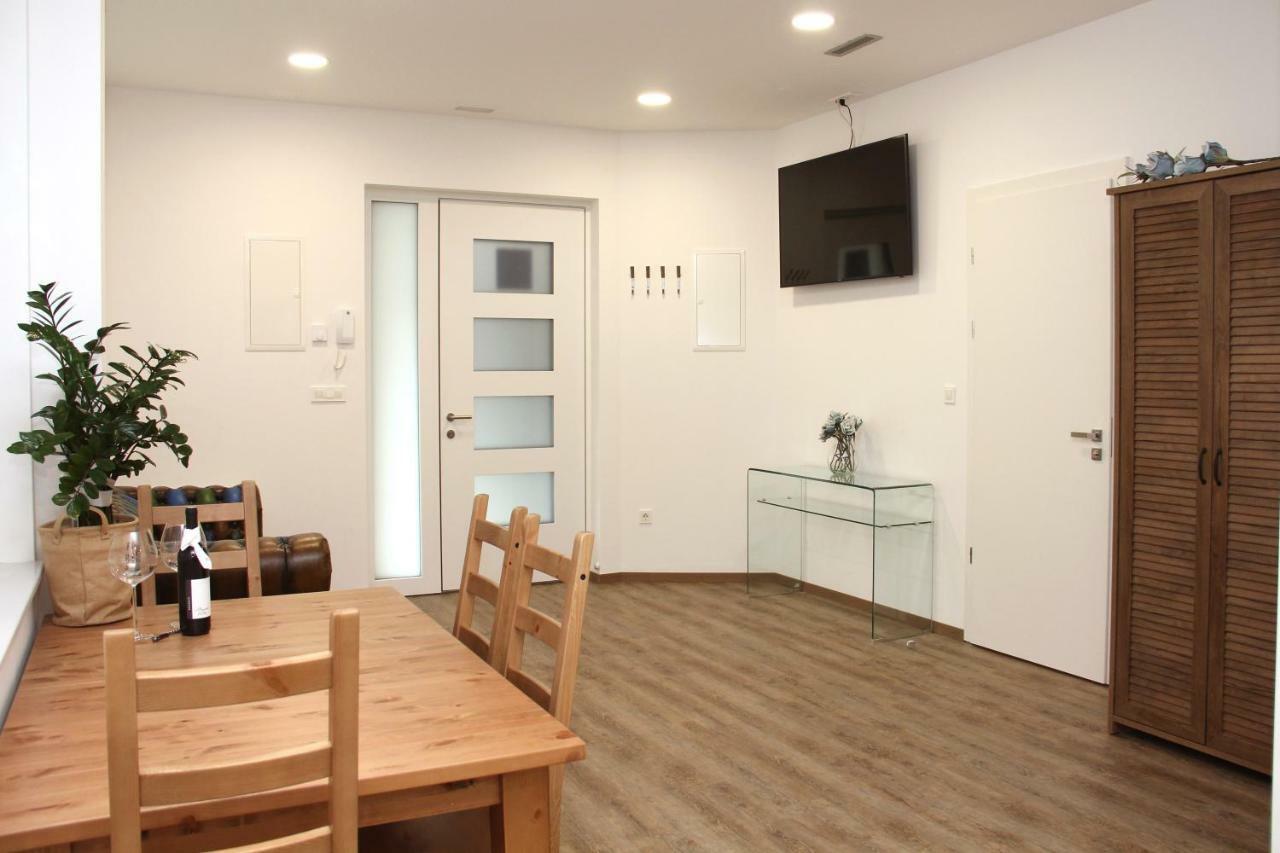 Maja Apartment Šibenik Exteriör bild